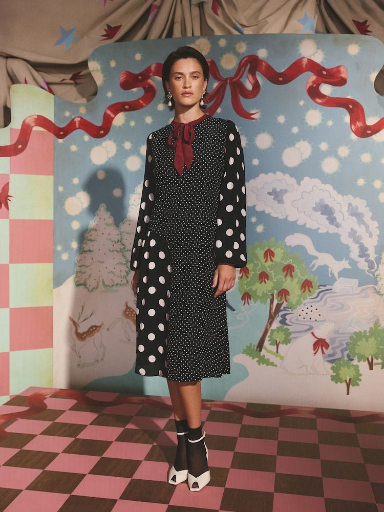 Cath Kidston Long Sleeve Midi Dress with Bow Detail - Imagen 1 de 12 Cath Kidston Long Sleeve Midi Dress with Bow Detail - Imagen 1 de 12