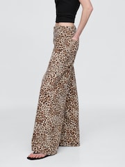 Gap Brown Leopard Print Mid Rise UltraSoft Baggy Jeans - Image 3 of 6