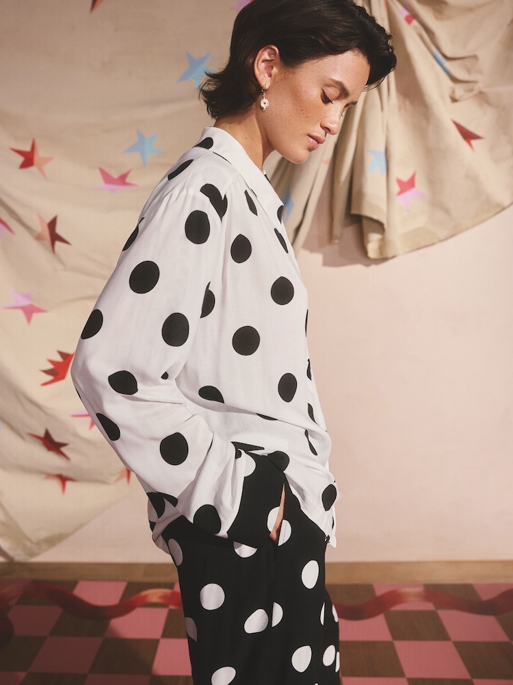 Cath Kidston Monochrome Spot Woven Button Through Pyjamas - Image 2 of 6 Cath Kidston Monochrome Spot Woven Button Through Pyjamas - Image 2 of 6