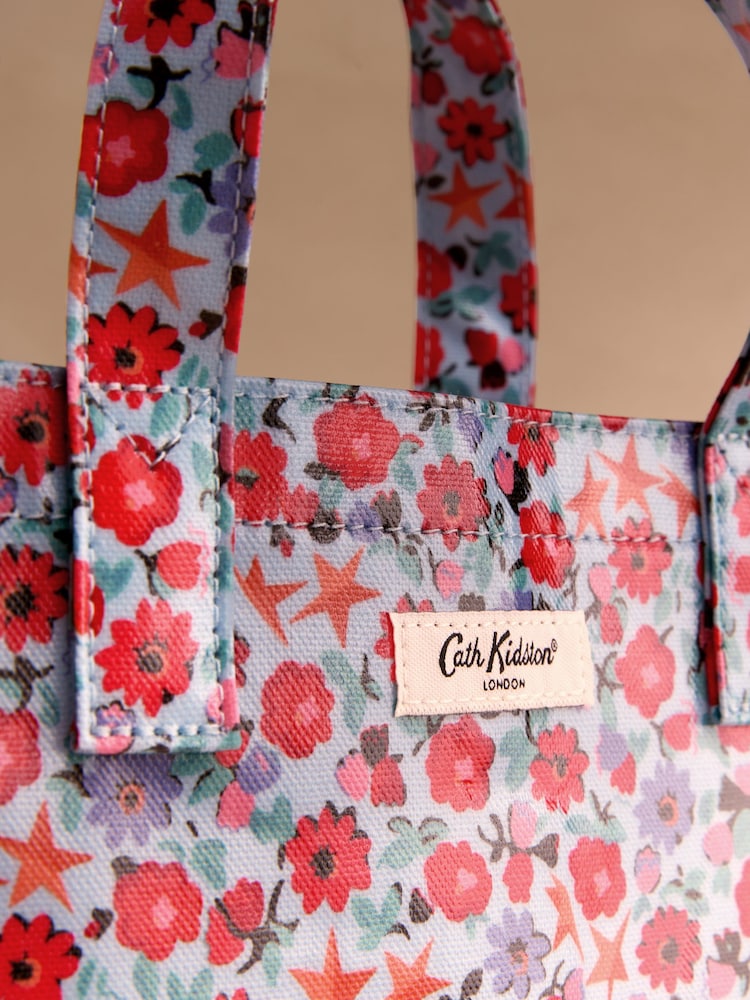 Modra zložljiva zvezda ditsy - Cath Kidston majhna povoščena torba za knjige - Slika 2 iz 3 Modra zložljiva zvezda ditsy - Cath Kidston majhna povoščena torba za knjige - Slika 2 iz 3