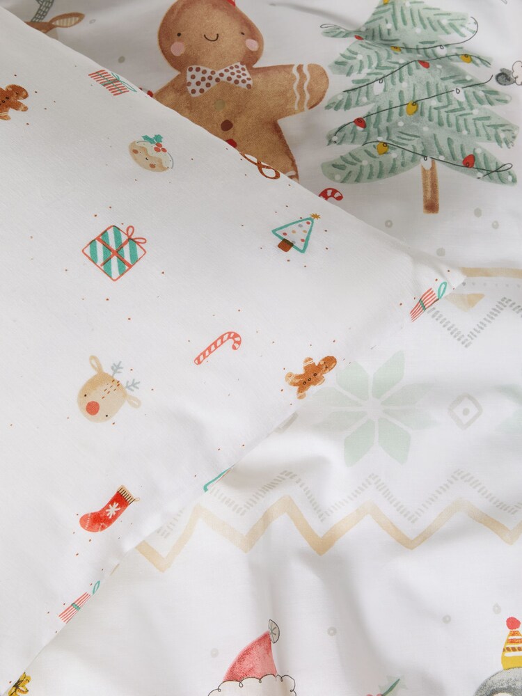 Santa Friends Christmas Duvet Cover and Pillowcase Set - Image 3 of 3