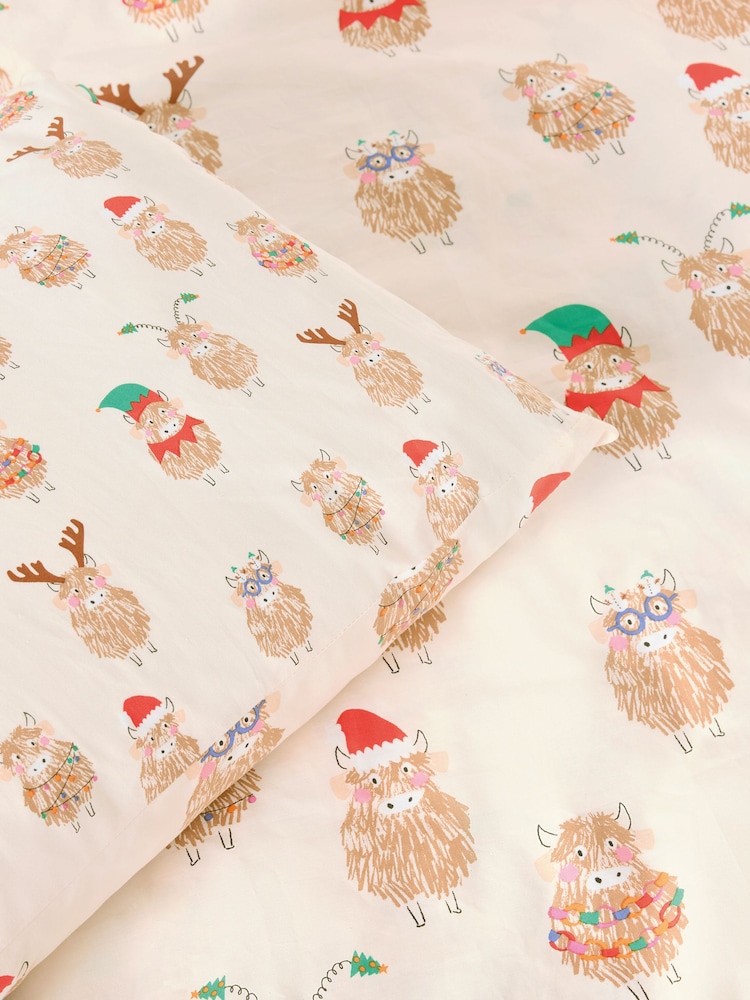 Hamish The Cow Christmas Duvet Cover and Pillowcase Set - Image 2 of 2 Hamish The Cow Christmas Duvet Cover and Pillowcase Set - Image 2 of 2