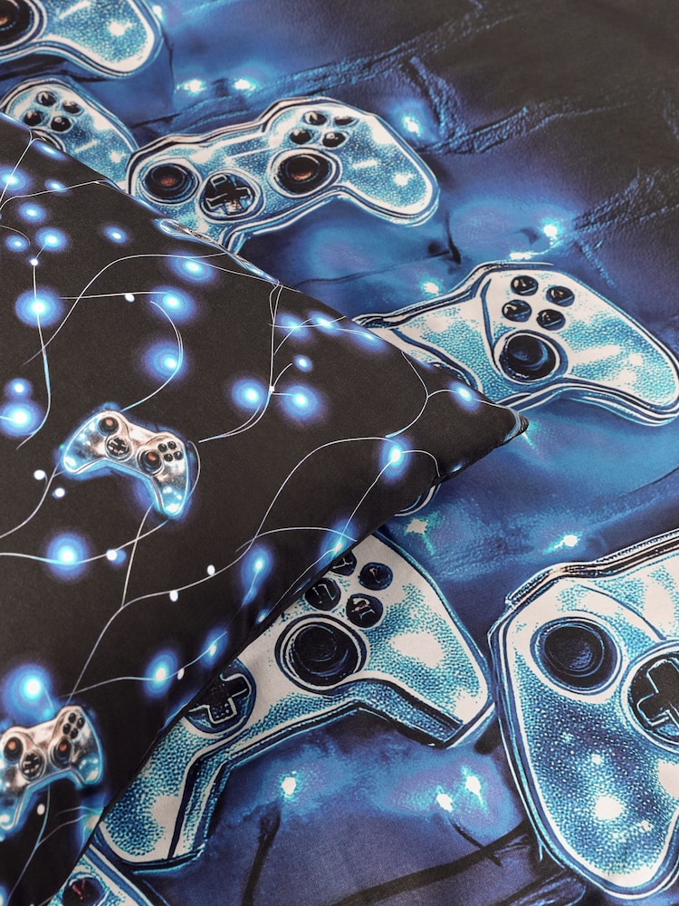 Blue Gamer Christmas Duvet Cover and Pillowcase Set - Image 3 of 3 Blue Gamer Christmas Duvet Cover and Pillowcase Set - Image 3 of 3
