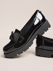 Lipsy Chunky Loafers med Sløjfe og Patenteret Læder - Billede 5 af 7