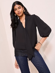 Friends Like These 3/4 Sleeve Bow Front Lace Hem Blouse - Imagen 1 de 4
