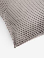Mink Brown 50 x 50cm Velvet Pleat Cushion - Image 3 of 5