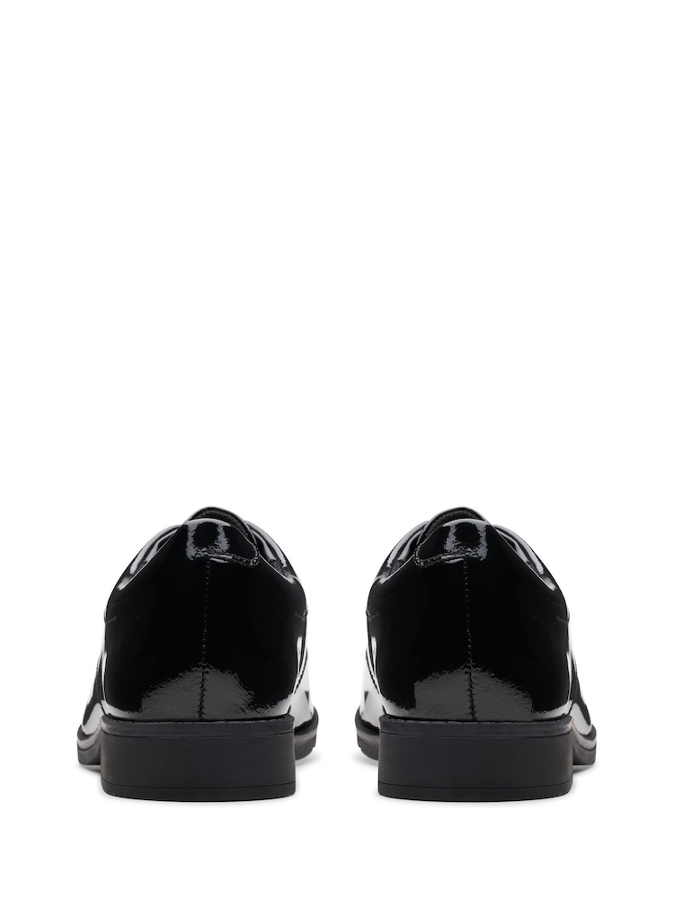 Clarks Patent Aubrie Dress Chaussures pour jeunes - Image 6 of 7