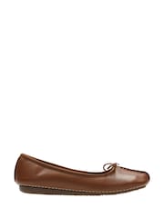 Clarks Brown Freckle Ice Shoes - Image 3 of 7
