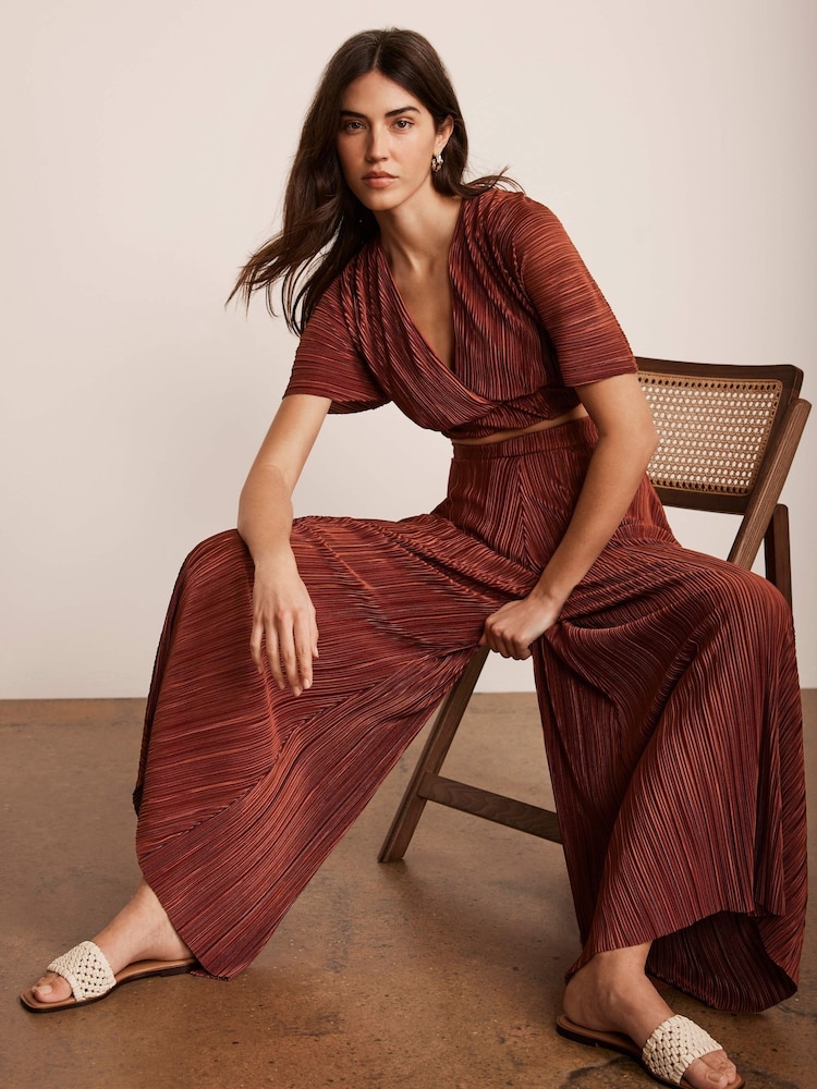 Mint Velvet Red Beach Plisse Set - Image 2 of 8