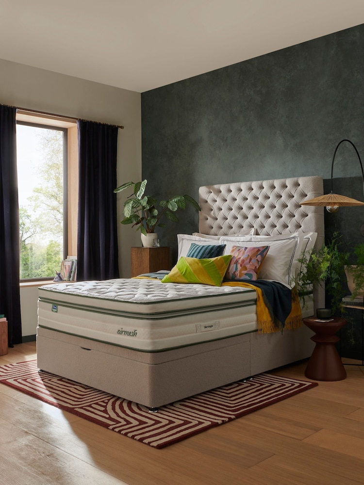 Silentnight Comfort Airmesh 3000 Boxtop Mattress - Image 1 of 4