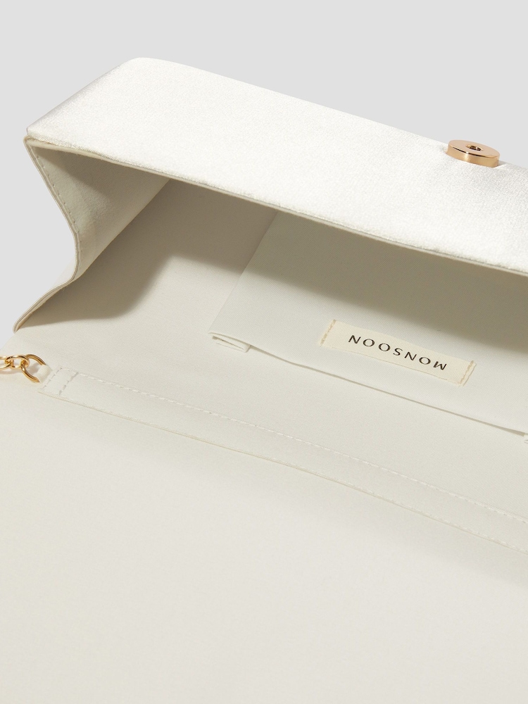 Monsoon Talia Twisted Satin Clutch Bag - Bild 5 von 5 Monsoon Talia Twisted Satin Clutch Bag - Bild 5 von 5