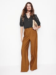 Boden Eden Puff Sleeve Henley Top - Imagen 1 de 5