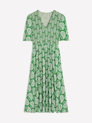 Boden Bethany Smocked Jersey Dress - Bild 6 von 6
