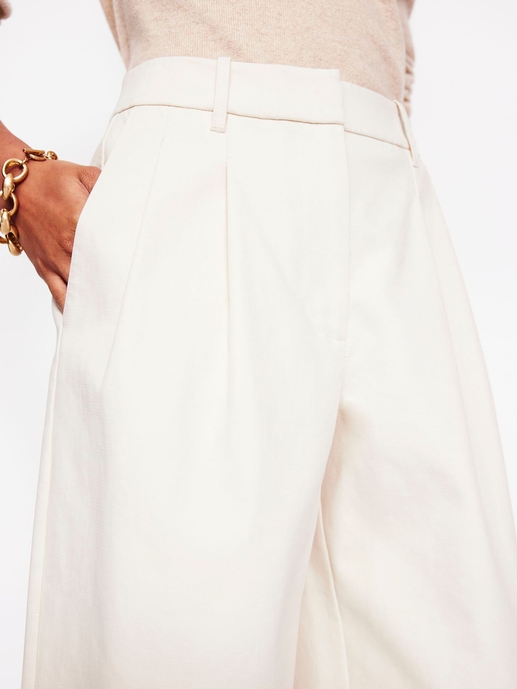 Boden White Bloomsbury 100% Cotton Trousers - Image 2 of 5