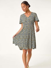 Roman Black Petite Floral Crinkle Dress - Image 2 of 5