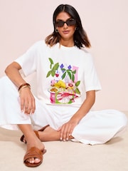 Encontro para jantar - Camiseta com estampa gráfica Friends Like These - Imagem 1 de 4