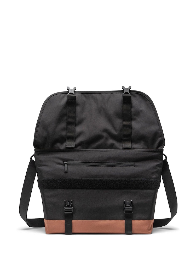Herschel Supply Co Cove Messenger Black Bag - Image 3 of 3 Herschel Supply Co Cove Messenger Black Bag - Image 3 of 3