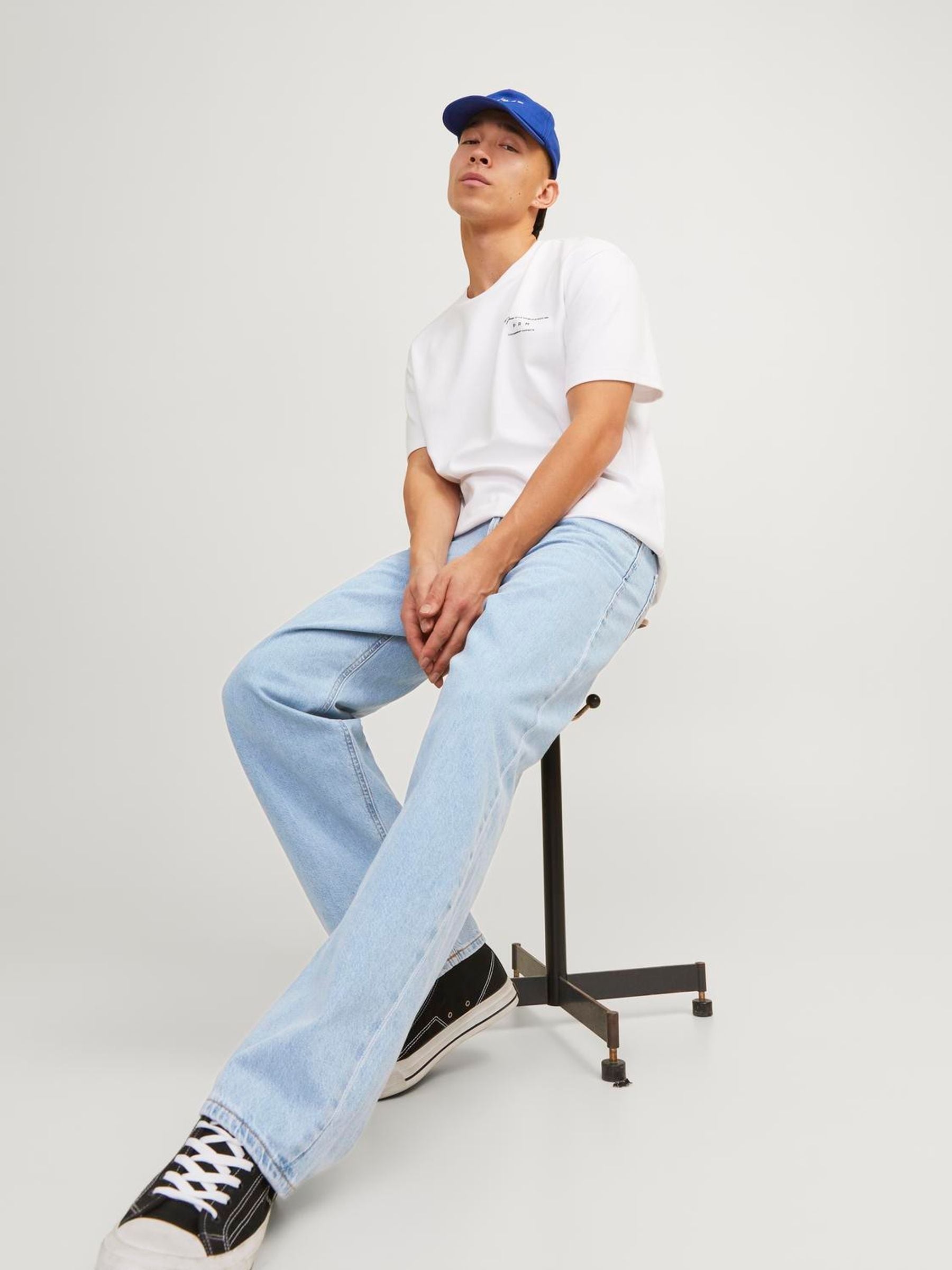 Buy JACK & JONES Light Blue Loose Fit Eddie Jeans from Next Romania
