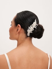 Jon Richard Silver Pearl Leaf Hair Comb - Image 3 of 3