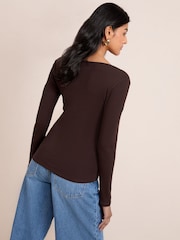 Castanho - Friends Like These Blusa de manga comprida canelada com decote redondo - Imagem 4 de 4