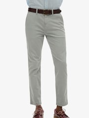 Pantalones chinos International de Superdry - Imagen 1 de 5