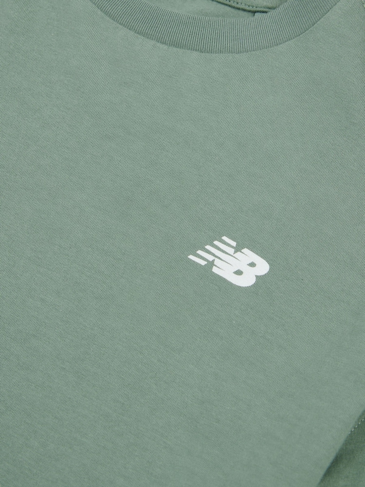 New Balance Green Kids Back Graphic Queue 100% Cotton T-Shirt - Image 10 of 10 New Balance Green Kids Back Graphic Queue 100% Cotton T-Shirt - Image 10 of 10