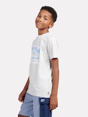 New Balance Kids Sneaker Poster Graphic 100% Cotton T-Shirt - صورة 2 من 9