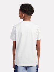 New Balance Kids Sneaker Poster Graphic 100% Cotton T-Shirt - صورة 3 من 9