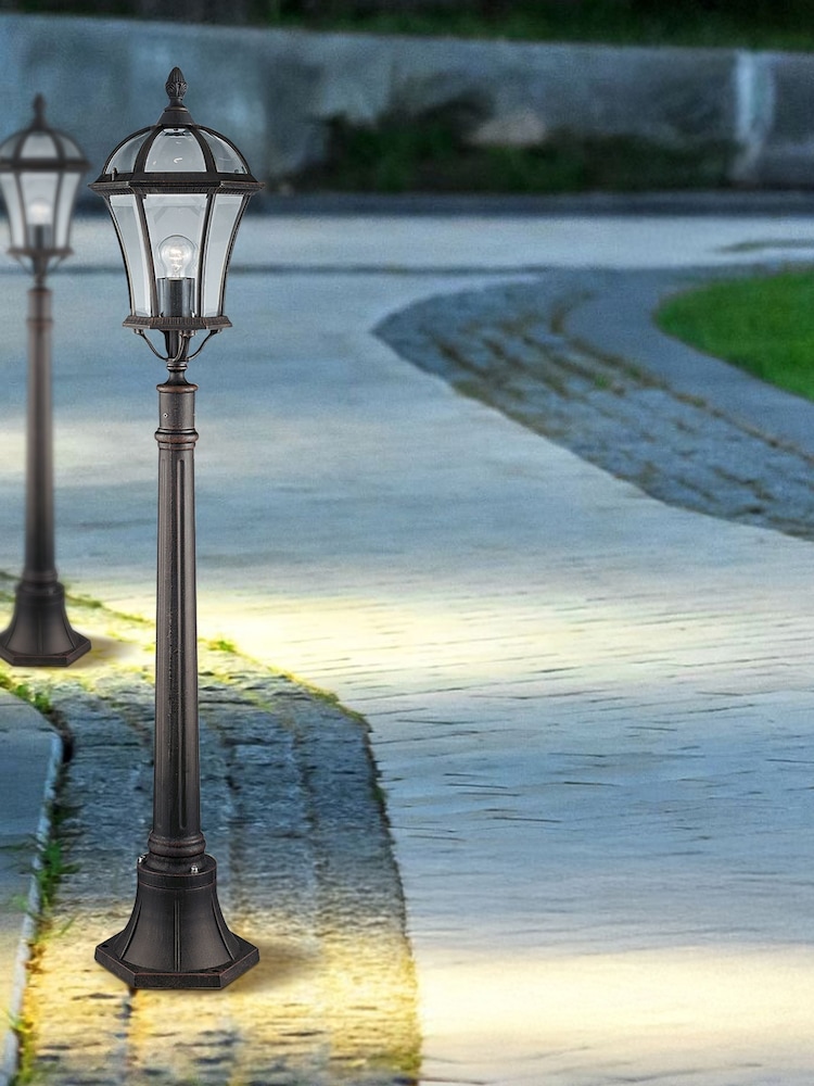 Searchlight Rustic Brown Heritage Outdoor Post Light - Image 1 of 4