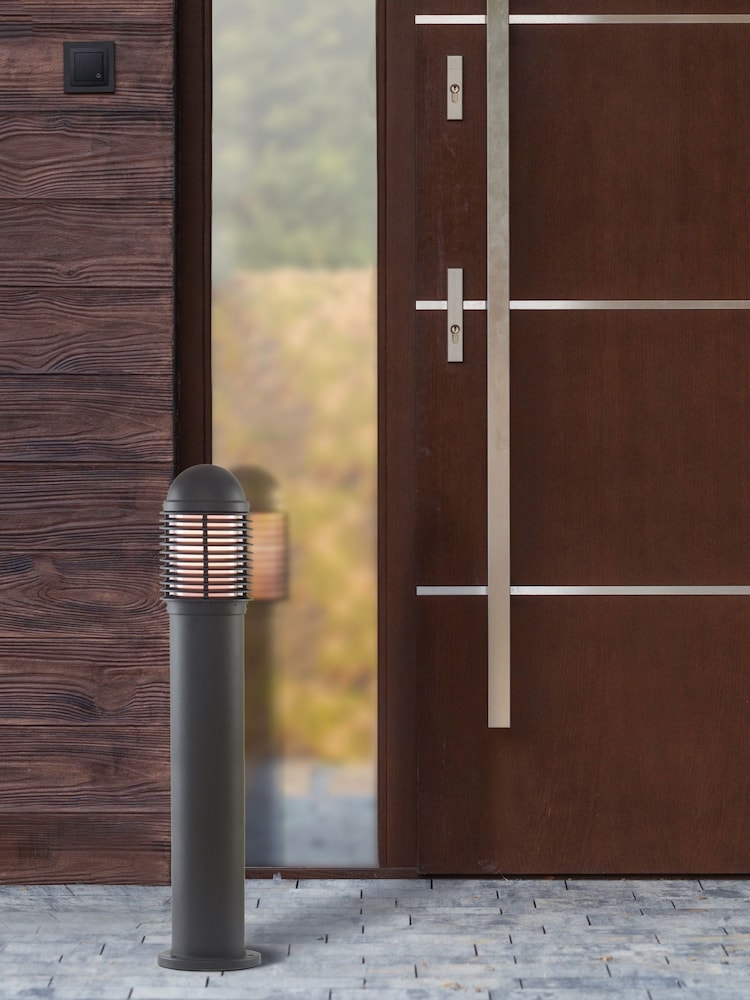 Searchlight Matt Black Lancelot Outdoor Post Light - Image 1 of 4