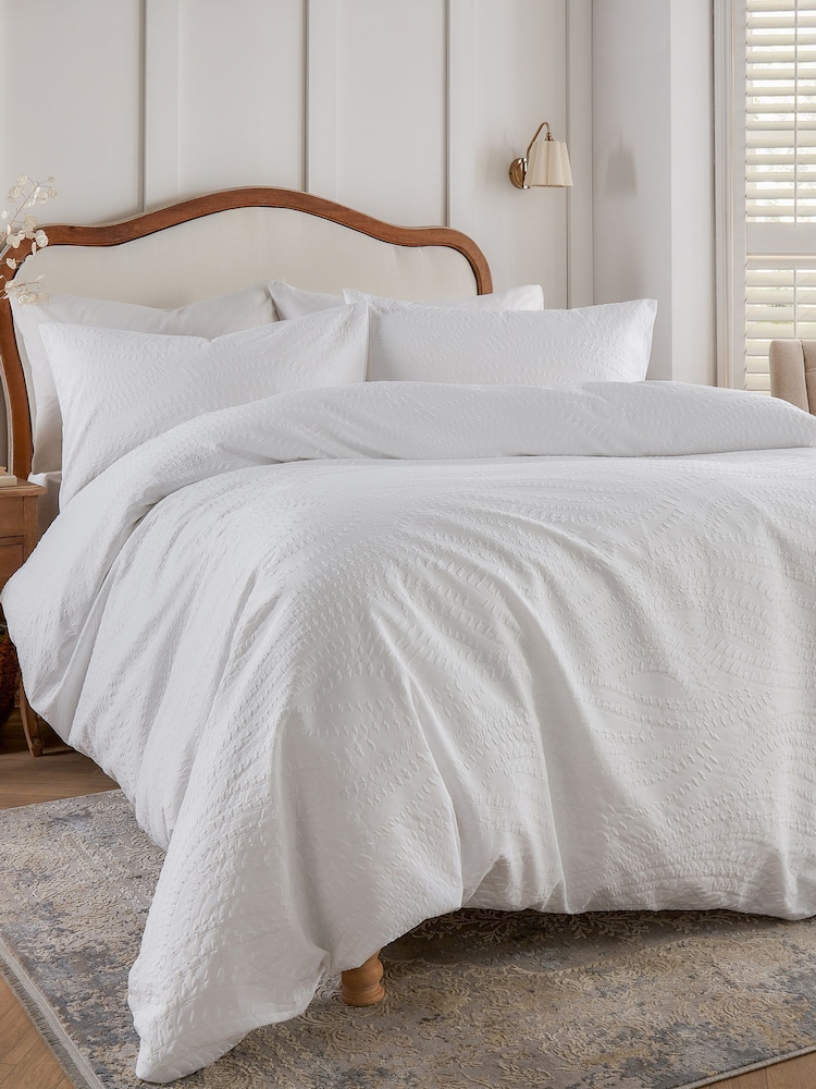 Wylder White Georgia Duvet Set - Image 1 of 3