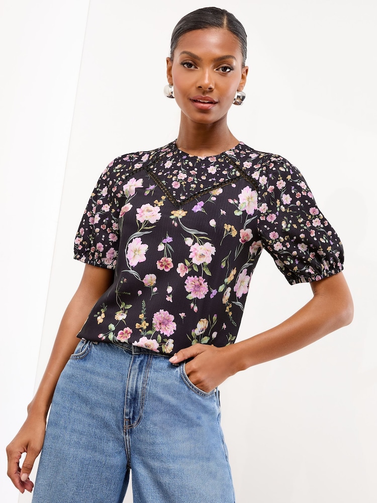 Blusa de manga curta estampada com detalhe de babados Lipsy - Imagem 1 de 4