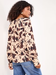 Lipsy Cow Print Blouson Sleeve Blouse - Image 4 of 4