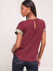 Lipsy Burgundy Mesh Gold Sequin Crew Neck T-Shirt - Image 4 of 4