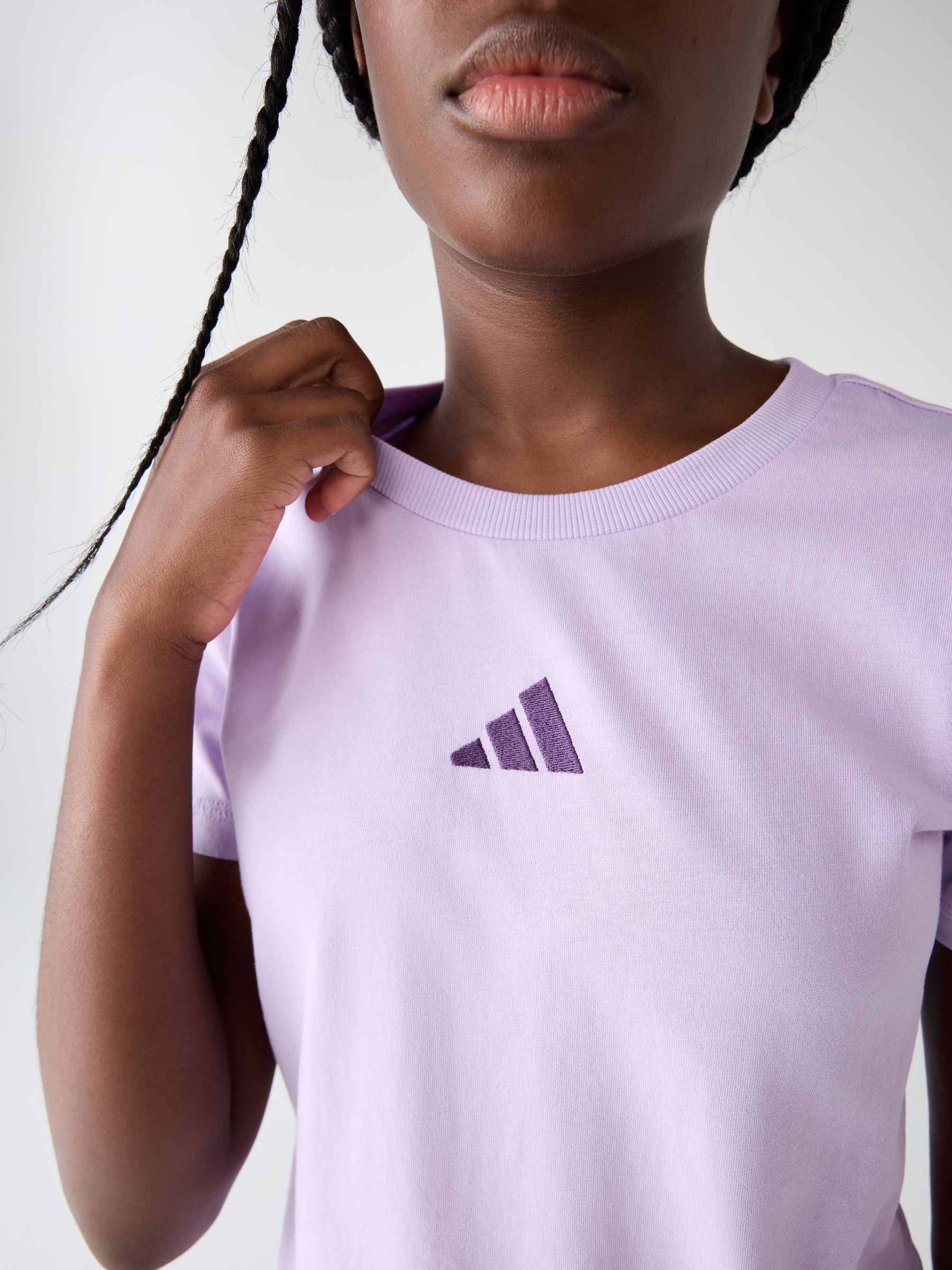 Next：日本 パープル - adidas エッセンシャルズ キッズ Tシャツ from
