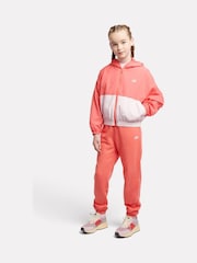 أحمر - سترة رياضية مبطنة مُزينة بقماش شبكي Wind Cheater من New Balance Kids - صورة 5 من 9