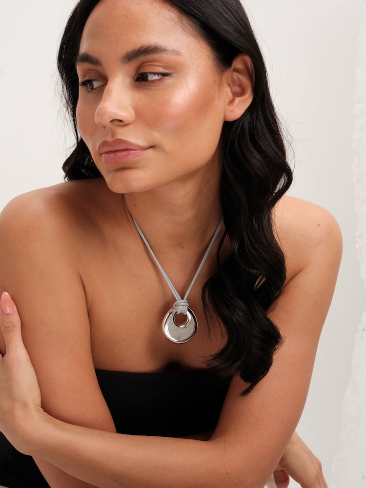 Jon Richard Silver Tone Cord And Polished Pendant - Image 2 of 2