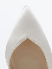 Rainbow Club Cream Eve Mid Shoes - Image 4 of 4