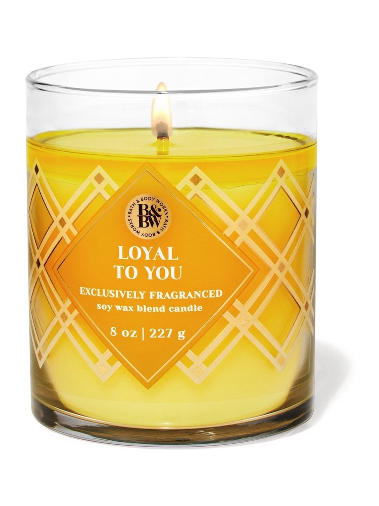 Bath & Body Works Single Wick Candle 8 oz/ 227 g - Image 1 of 1