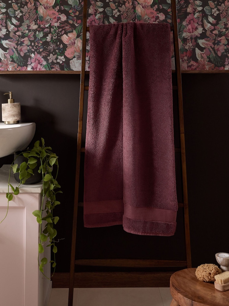 Rich Berry Egyptian Cotton Towel - Image 2 of 6