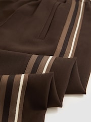Reiss Chocolate Brown Robyn Petite Side-Stripe Wide-Leg Trousers - Image 5 of 6