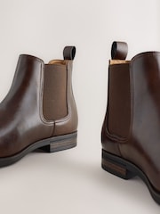 Brown Chelsea Boots - Image 4 of 5