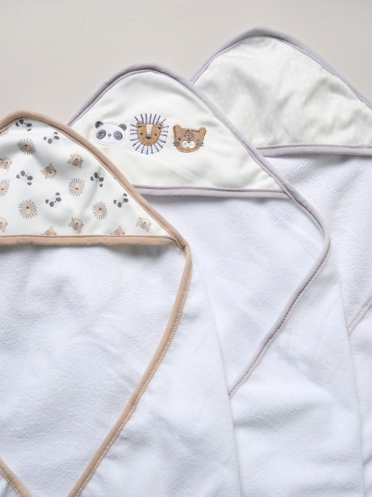 Snuggle Tots Hooded Towels and Wash Cloths 3 Pack - Image 3 of 3