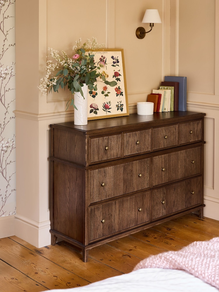 Laura Ashley Dark Stain Oak Barcombe Wide Chest - Image 2 of 8 Laura Ashley Dark Stain Oak Barcombe Wide Chest - Image 2 of 8