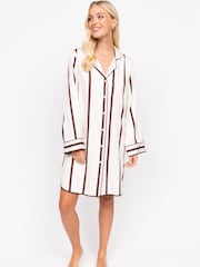 Bruin/wit - Fable and Eve Long Sleeve Nightshirt - Image 2 of 4