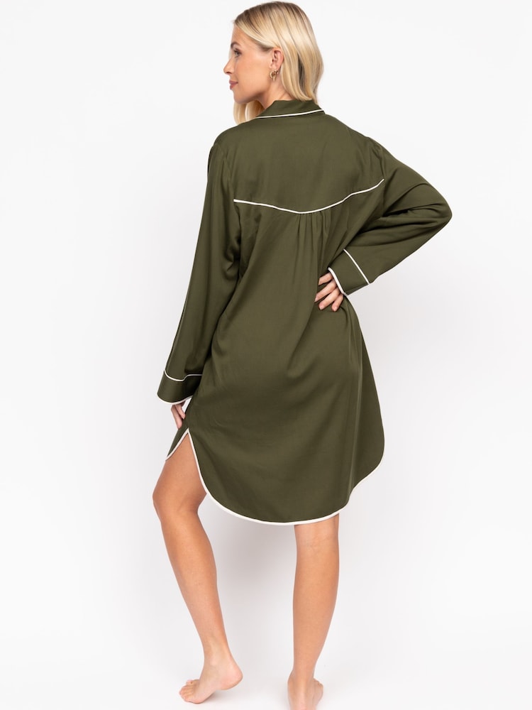Fable and Eve Green Ground Long Sleeve Nightshirt - Image 3 of 4