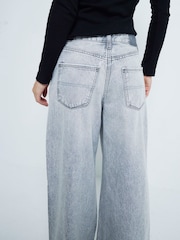 River Island Grey Petite Super 100% Cotton Wide Leg Jeans - Image 4 of 6