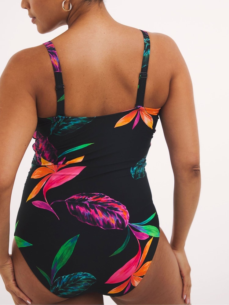Estampado tropical - Bañador palabra de honor Magisculpt de Simply Be - Imagen 2 de 4 Estampado tropical - Bañador palabra de honor Magisculpt de Simply Be - Imagen 2 de 4