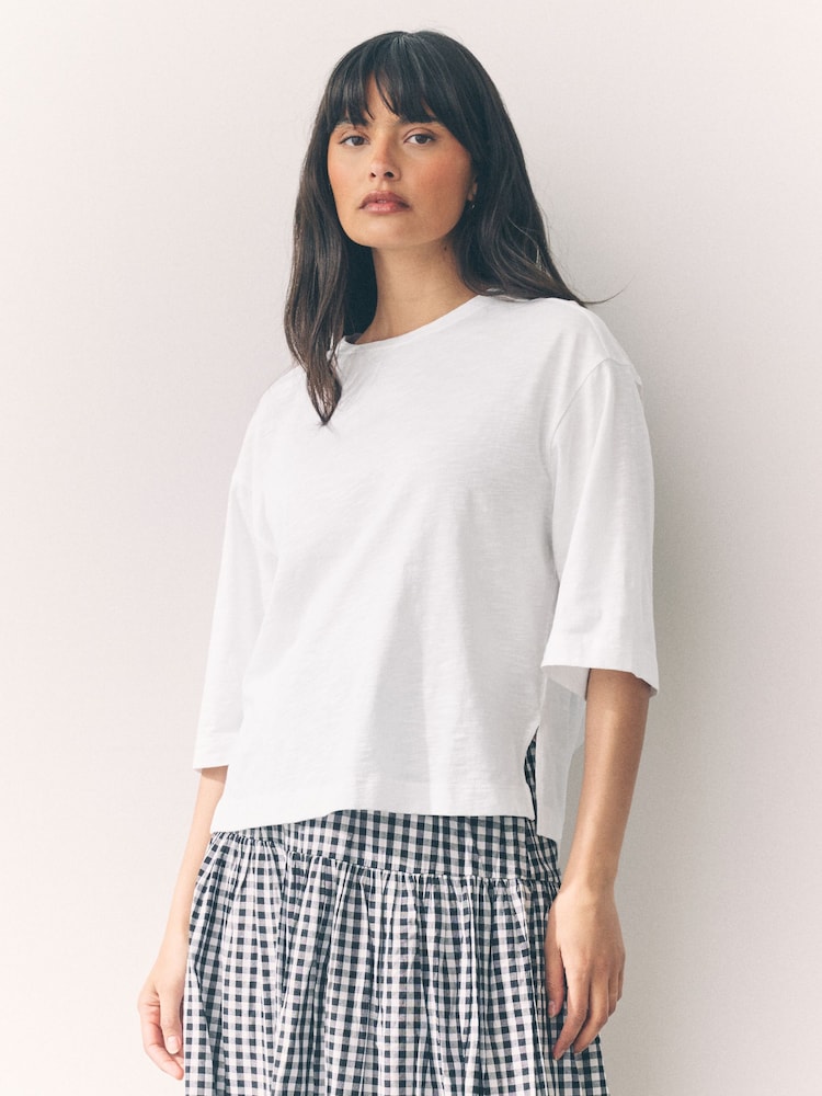 White Short Sleeve Slub Jersey Crew Neck T-Shirt - Image 1 of 7 White Short Sleeve Slub Jersey Crew Neck T-Shirt - Image 1 of 7