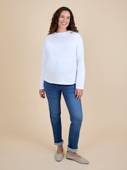 JoJo Maman Bébé White Long Sleeve Boyfriend Maternity T-Shirt - Image 4 of 4